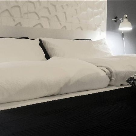 Joivy Heart Of The City 1 Bed Apt Near Castle Belvedere Janov Exteriér fotografie
